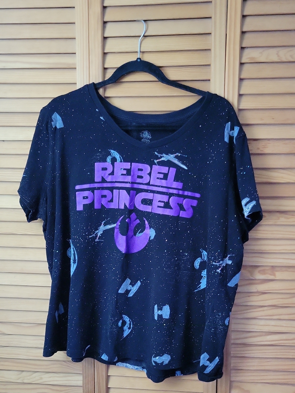 Disney Store Black Purple Star Wars Rebel Princess Galaxy Print V-Neck Tee 2XL